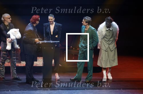 Leusden 6 maart 2023
Uitreiking Edisons in het AFAS theater .
Maan en haar vriend Goldband-zanger Karel Gerlach op de edisons. Goldband is de grote winnaar met m,eerdere edisons