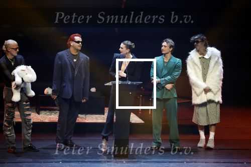 Leusden 6 maart 2023
Uitreiking Edisons in het AFAS theater .
Maan en haar vriend Goldband-zanger Karel Gerlach op de edisons. Goldband is de grote winnaar met m,eerdere edisons