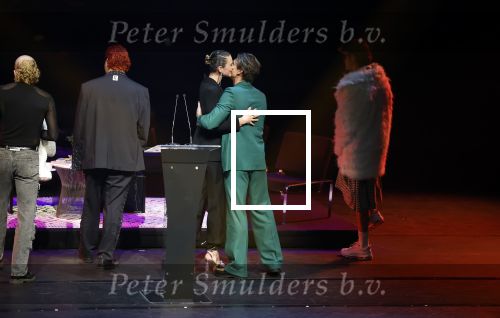 Leusden 6 maart 2023
Uitreiking Edisons in het AFAS theater .
Maan en haar vriend Goldband-zanger Karel Gerlach op de edisons. Goldband is de grote winnaar met m,eerdere edisons