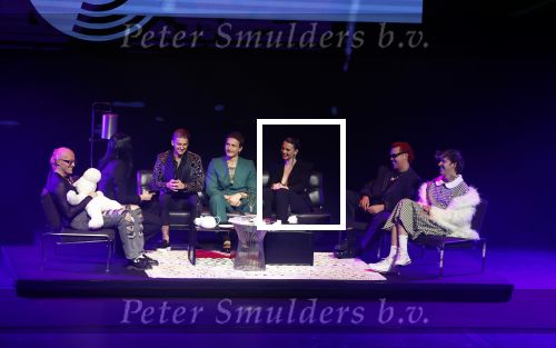 Leusden 6 maart 2023
Uitreiking Edisons in het AFAS theater .
Maan en haar vriend Goldband-zanger Karel Gerlach op de edisons. Goldband is de grote winnaar met m,eerdere edisons