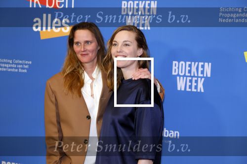 Amsterdam 10 maart 2023
Boekenbal 2023 in de schouwburg van Amsterdam.
Maartje Wortel met vriendin Femke Heemskerk