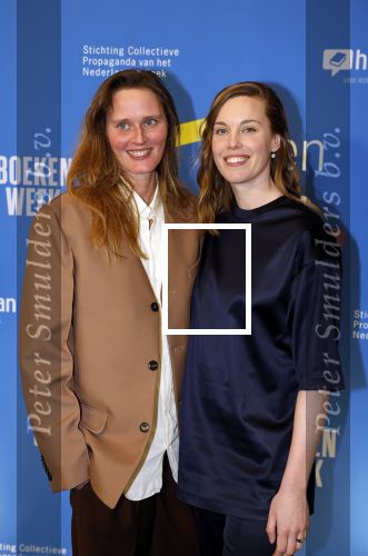 Amsterdam 10 maart 2023
Boekenbal 2023 in de schouwburg van Amsterdam.
Maartje Wortel met vriendin Femke Heemskerk