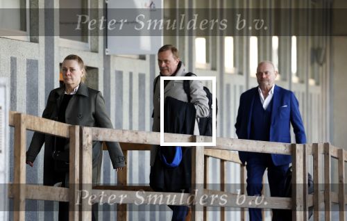 Arnhem 15 februari 2023
Rechtszaak Rachel Hazes tegen Marieke v Beek . Rachel kwam samen met Gacqueline Laats en Joop Kruis . Royce de Vries is haar advocaat . De zaak was in de rechtbank van Arnhem.