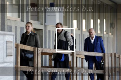 Arnhem 15 februari 2023
Rechtszaak Rachel Hazes tegen Marieke v Beek . Rachel kwam samen met Gacqueline Laats en Joop Kruis . Royce de Vries is haar advocaat . De zaak was in de rechtbank van Arnhem.