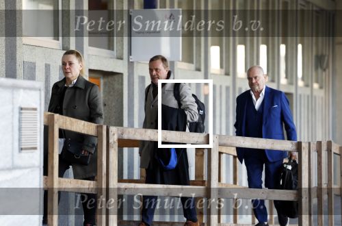 Arnhem 15 februari 2023
Rechtszaak Rachel Hazes tegen Marieke v Beek . Rachel kwam samen met Gacqueline Laats en Joop Kruis . Royce de Vries is haar advocaat . De zaak was in de rechtbank van Arnhem.