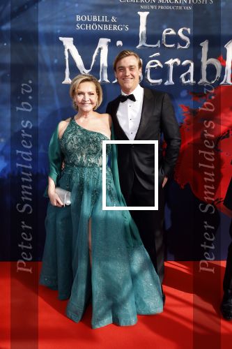Amsterdam 5 maart 2023
Premiere les Miserables in Carre.
Mariska v Kolck met zoon