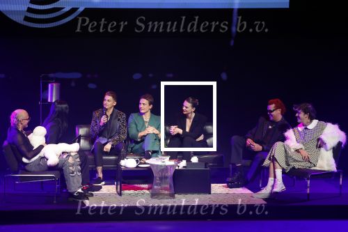 Leusden 6 maart 2023
Uitreiking Edisons in het AFAS theater .
Mart Hoogkamer kwam met zijn vriendin . Mart won een edison voor beste Nederlandse song