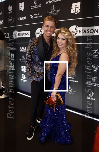 Leusden 6 maart 2023
Uitreiking Edisons in het AFAS theater .
Mart Hoogkamer kwam met zijn vriendin . Mart won een edison voor beste Nederlandse song