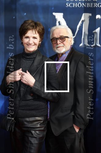 Amsterdam 5 maart 2023
Premiere les Miserables in Carre.
Martine v os met partner