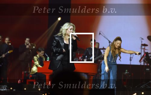 Amsterdam 11 maart 2023
Holland zingt Hazes in het ziggo dome.
Jeroen v d Boom Samantha Steenwijk Waylon Karsu John de Bever Og3ne Gerard Joling en Jamai maken er een geweldige show van .
Gasten aanwezig oa Rachel Hazes Wesley Sneijder en Guido den Aantrekker met zijn vrouw Tiffany.