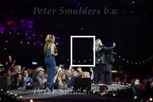 Amsterdam 11 maart 2023
Holland zingt Hazes in het ziggo dome.
Jeroen v d Boom Samantha Steenwijk Waylon Karsu John de Bever Og3ne Gerard Joling en Jamai maken er een geweldige show van .
Gasten aanwezig oa Rachel Hazes Wesley Sneijder en Guido den Aantrekker met zijn vrouw Tiffany.