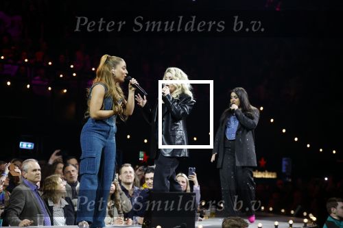 Amsterdam 11 maart 2023
Holland zingt Hazes in het ziggo dome.
Jeroen v d Boom Samantha Steenwijk Waylon Karsu John de Bever Og3ne Gerard Joling en Jamai maken er een geweldige show van .
Gasten aanwezig oa Rachel Hazes Wesley Sneijder en Guido den Aantrekker met zijn vrouw Tiffany.