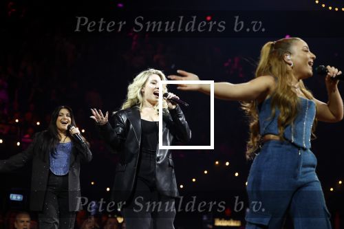 Amsterdam 11 maart 2023
Holland zingt Hazes in het ziggo dome.
Jeroen v d Boom Samantha Steenwijk Waylon Karsu John de Bever Og3ne Gerard Joling en Jamai maken er een geweldige show van .
Gasten aanwezig oa Rachel Hazes Wesley Sneijder en Guido den Aantrekker met zijn vrouw Tiffany.