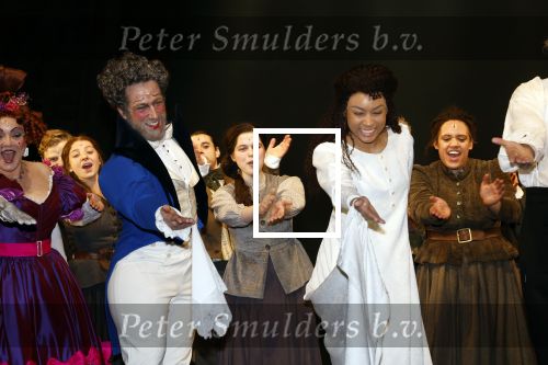 Amsterdam 5 maart 2023
Premiere les Miserables in Carre.
Wolter Kroes en zij nvrouw Tessa en zoons kwam naar hun zus/dochter Pamela Kroes kijken