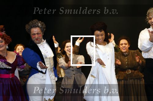 Amsterdam 5 maart 2023
Premiere les Miserables in Carre.
Wolter Kroes en zij nvrouw Tessa en zoons kwam naar hun zus/dochter Pamela Kroes kijken