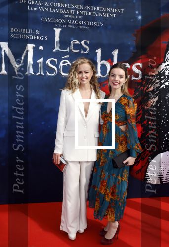 Amsterdam 5 maart 2023
Premiere les Miserables in Carre.
Patricia van Haastrecht (links) en Julia Berendse