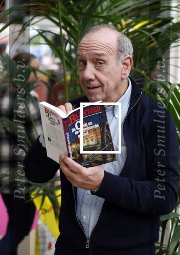 Amsterdam 22 februari 2023
Peter Romer signeert zijn nieuwste Baantjer boek op de huishoudbeurs.