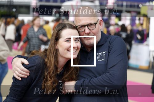 Amsterdam 22 februari 2023
Peter Romer signeert zijn nieuwste Baantjer boek op de huishoudbeurs.