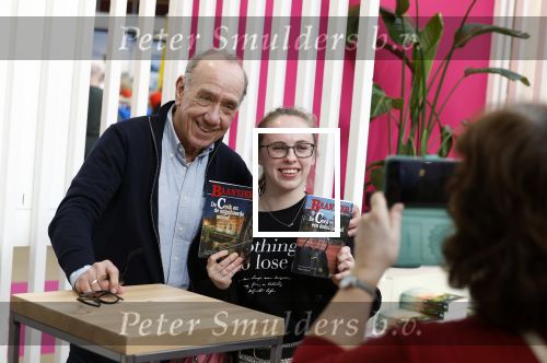 Amsterdam 22 februari 2023
Peter Romer signeert zijn nieuwste Baantjer boek op de huishoudbeurs.