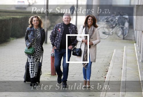 Arnhem 15 februari 2023
Rechtszaak Rachel Hazes tegen Marieke v Beek . Rachel kwam samen met Gacqueline Laats en Joop Kruis . Royce de Vries is haar advocaat . De zaak was in de rechtbank van Arnhem.