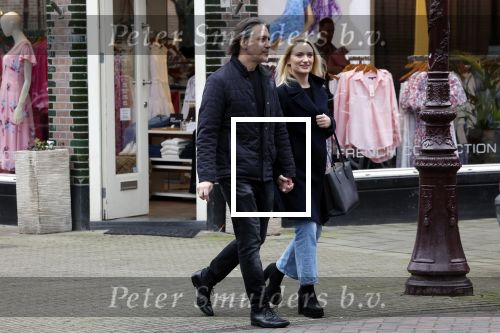 Amsterdam 4 maart 2023
Rob v d  Wouw  met zijn vriendin in Amsterdam zuid