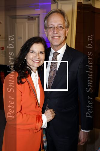 Amsterdam 10 maart 2023
Boekenbal 2023 in de schouwburg van Amsterdam.
Robbert Dijkgraaf met zijn vrouw