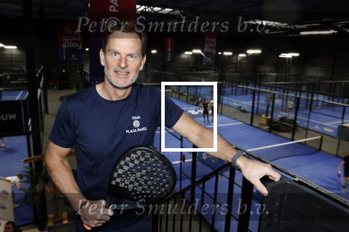 Amsterdam 10 maart 2023
Padel wedstrijd bij Plaza Padel voor het goede doel  Villa Pardoes.
Ronald de Boer