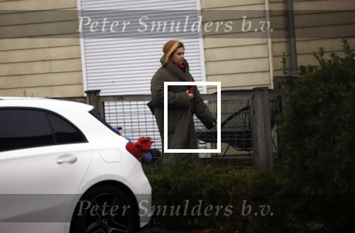 Vinkeveen Abcoude 16 februari 2023
Roxeanne Hazes en haar man Erik Zwennes gaan vanaf hun huis naar Abcoude waar Roxeanne boodschappen doet bij de HEMA