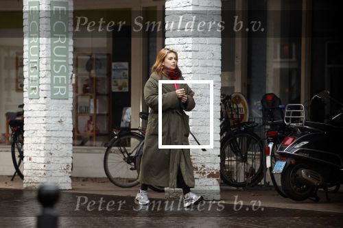 Vinkeveen Abcoude 16 februari 2023
Roxeanne Hazes en haar man Erik Zwennes gaan vanaf hun huis naar Abcoude waar Roxeanne boodschappen doet bij de HEMA