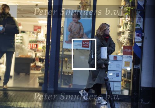 Vinkeveen Abcoude 16 februari 2023
Roxeanne Hazes en haar man Erik Zwennes gaan vanaf hun huis naar Abcoude waar Roxeanne boodschappen doet bij de HEMA