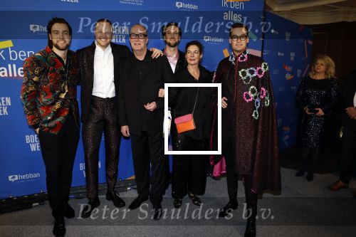 Amsterdam 10 maart 2023
Boekenbal 2023 in de schouwburg van Amsterdam.
Bart Chabot kwam met vrouw en zijn kinderen waaronder Splinter Chabot