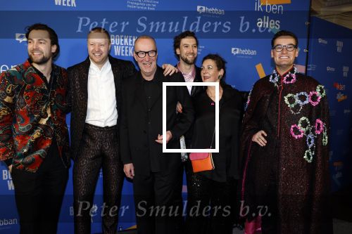 Amsterdam 10 maart 2023
Boekenbal 2023 in de schouwburg van Amsterdam.
Bart Chabot kwam met vrouw en zijn kinderen waaronder Splinter Chabot