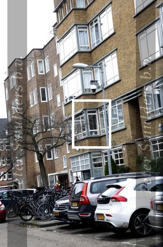 Amsterdam 8 maart 2023
Thierry Baudet zijn nieuwe huis wordt inmiddels met meerdere camera\'s in de straat beveiligd.