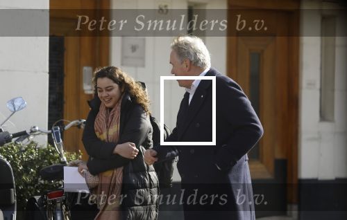 Amsterdam 2 maart 2023
Tom Egbers spreekt een random vrouw aan op straat in Amsterdam zuid.