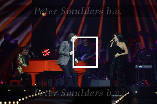 Amsterdam 11 maart 2023
Holland zingt Hazes in het ziggo dome.
Jeroen v d Boom Samantha Steenwijk Waylon Karsu John de Bever Og3ne Gerard Joling en Jamai maken er een geweldige show van .
Gasten aanwezig oa Rachel Hazes Wesley Sneijder en Guido den Aantrekker met zijn vrouw Tiffany.