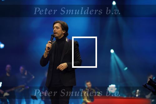 Amsterdam 11 maart 2023
Holland zingt Hazes in het ziggo dome.
Jeroen v d Boom Samantha Steenwijk Waylon Karsu John de Bever Og3ne Gerard Joling en Jamai maken er een geweldige show van .
Gasten aanwezig oa Rachel Hazes Wesley Sneijder en Guido den Aantrekker met zijn vrouw Tiffany.