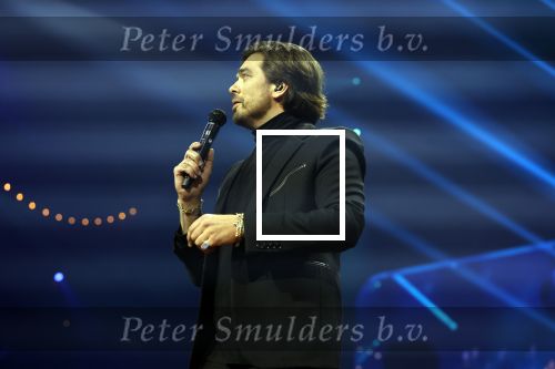 Amsterdam 11 maart 2023
Holland zingt Hazes in het ziggo dome.
Jeroen v d Boom Samantha Steenwijk Waylon Karsu John de Bever Og3ne Gerard Joling en Jamai maken er een geweldige show van .
Gasten aanwezig oa Rachel Hazes Wesley Sneijder en Guido den Aantrekker met zijn vrouw Tiffany.