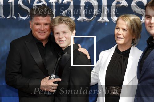 Amsterdam 5 maart 2023
Premiere les Miserables in Carre.
Wolter Kroes en zij nvrouw Tessa en zoons kwam naar hun zus/dochter Pamela Kroes kijken