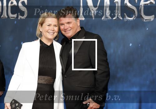 Amsterdam 5 maart 2023
Premiere les Miserables in Carre.
Wolter Kroes en zij nvrouw Tessa en zoons kwam naar hun zus/dochter Pamela Kroes kijken