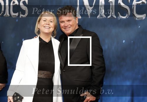 Amsterdam 5 maart 2023
Premiere les Miserables in Carre.
Wolter Kroes en zij nvrouw Tessa en zoons kwam naar hun zus/dochter Pamela Kroes kijken