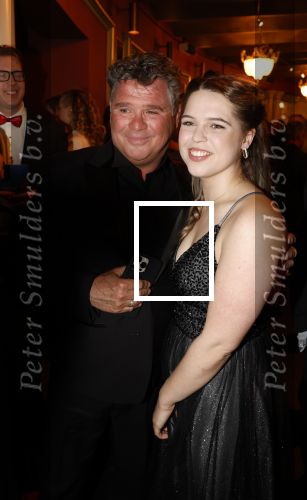 Amsterdam 5 maart 2023
Premiere les Miserables in Carre.
Wolter Kroes en zij nvrouw Tessa en zoons kwam naar hun zus/dochter Pamela Kroes kijken