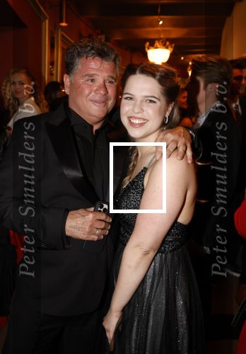 Amsterdam 5 maart 2023
Premiere les Miserables in Carre.
Wolter Kroes en zij nvrouw Tessa en zoons kwam naar hun zus/dochter Pamela Kroes kijken