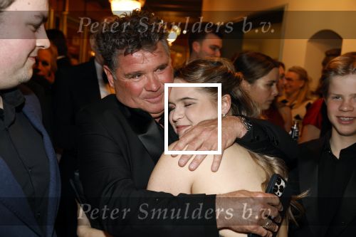 Amsterdam 5 maart 2023
Premiere les Miserables in Carre.
Wolter Kroes en zij nvrouw Tessa en zoons kwam naar hun zus/dochter Pamela Kroes kijken