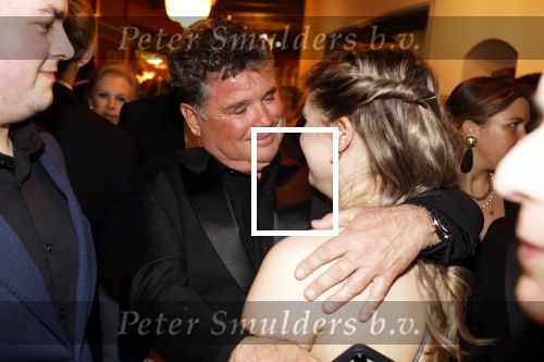 Amsterdam 5 maart 2023
Premiere les Miserables in Carre.
Wolter Kroes en zij nvrouw Tessa en zoons kwam naar hun zus/dochter Pamela Kroes kijken
