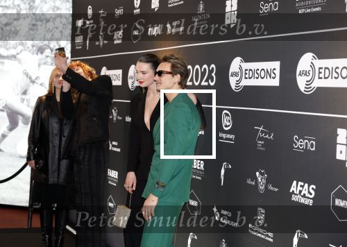 Leusden 6 maart 2023
Uitreiking Edisons in het AFAS theater .
Maan en haar vriend Goldband-zanger Karel Gerlach op de edisons. Goldband is de grote winnaar met m,eerdere edisons