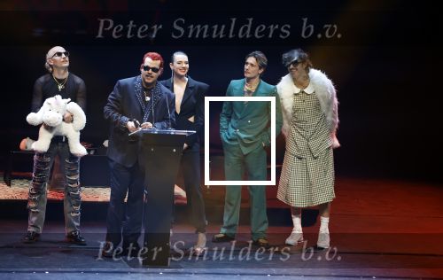 Leusden 6 maart 2023
Uitreiking Edisons in het AFAS theater .
Maan en haar vriend Goldband-zanger Karel Gerlach op de edisons. Goldband is de grote winnaar met m,eerdere edisons