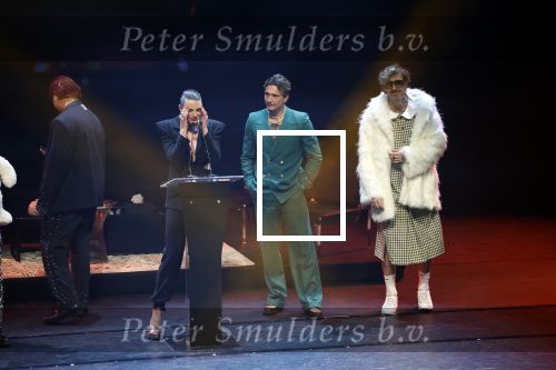 Leusden 6 maart 2023
Uitreiking Edisons in het AFAS theater .
Maan en haar vriend Goldband-zanger Karel Gerlach op de edisons. Goldband is de grote winnaar met m,eerdere edisons