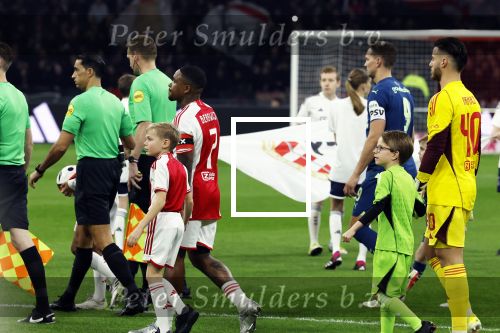Amsterdam, 3 Februari 2024 AJAX-PSV, eindstand 1-1
Kompetitie Seizoen 2023-2024
Aanvoerders Steven Bergwijn en Luuk de Jong