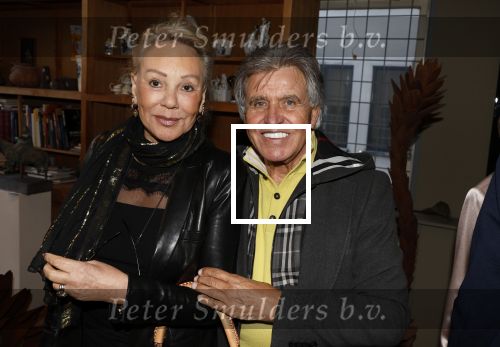 Breukelen 12 februari 2024
Ria Valk viert haar 65 jarig artiesten jubileum en krijgt een koninklijk onderscheiding van de burgemeester van de Ronde Venen. Adriaan Hoes kwam met zijn partner