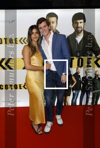 Amsterdam 29 januari 2024
Premiere Scotoe in Tuschinski met oa in de cast Sinan Eroglu Mohammed Chara Rose Bertram Said Boumazoughe Melisa Asli Pamuk Ferdi Stofmeel Daphne Deckers Emma Deckers en Oscar Aerts. Alec Deckers met zijn vriendin